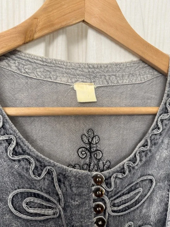 VINTAGE Boho Button Long Sleeve Embroidered Tunic - Picture 2 of 8